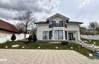 Casa / Pensiune exclusivista - Petrila (Bratianu) | 4 camere cu baie - 15