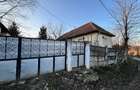 Casa de locuit cu anexe