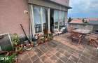 Apartament la casa,130mp, Sub Arini - terasa 42 mp, garaj - 8