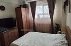 3 Camere Metrou 1 Decembrie - 9