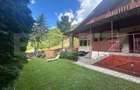 Casa individuala/vacanta, zona superba, Marisel