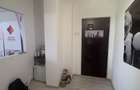 spatiu de birou 40 mp bdul independentei la strada pricipala 400 eur