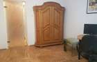 Apartament trei camere decomandat, etaj unu din patru, bloc deosebit, mobilat, doua balcoane inchise - 3
