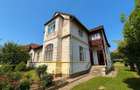 Apartament la casa cu teren, garaj in Centrul Sibiului Strada Hegel - 12