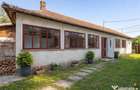 FILM! De casa traditionala, cu dependinte si facilitati, in - Bretcu (Covasna)