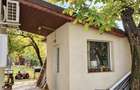Corbeanca **Vila cu teren de 1.029 mp, gradina matura ?i terase Com 0