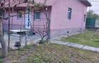 Casa de vanzare- in judetul Buzau ,comuna Parscov. Este situata la strada principala,intr- o zona frumoasa si linistita ,zona de interes turistic - 5