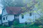 Casa de vanzare zona superba si linistita - 9