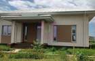 Gulia, casa noua parter 4 camere, curte 514 mp - 2