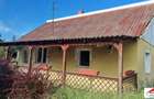 Casa cu teren 37 arii Apateu 43000 Euro