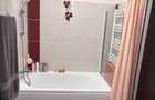 Apartament 3 camere de vanzare