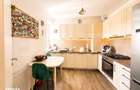 Apartament 3 camere de vanzare, 70 mp, zona Tractorul