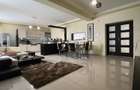 COMISION 0%. Vila Bd. Mamaia, universitate - ultracentral. - 13