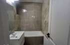 3 camere Rovine, Pia?a Garii etaj 3/4 - 4