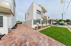 Vila noua 5 camere de vanzare in Gai
