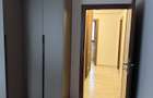 de inchiriat apartament 2 camere cu gradina(curte) aproximativ 300mp.