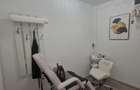 Vand spa?iu comercial in Re?i?a, zona govandar (victoria)