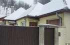Casa Săcele, poziționată într-o zona linistita și buna - 1