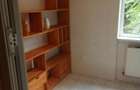 Vand apartament cu 2 camere in zona gari