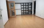 De vanzare apartament 3 camere Micro 17 - 3