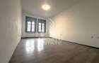 Apartament cu 2 camere,situat la un parter foarte inalt, zona Iosefin - 1