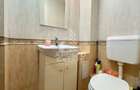 Apartament de vanzare cu 3 camere, decomandat, zona Soarelui