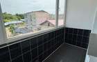De vanzare apartament cu 4 camere, 2 bai, 2 balcoane, etaj intermediar