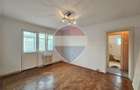 Apartament cu 3 camere