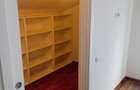 Inchiriez apartament 3 camere(penthouse)