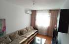 Apartament de vanzare 2 dormitoare, o sufragerie, 2 holuri, 1 bucatarie, 1 baie - 1