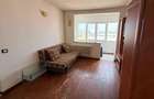 De inchiriat apartament cu 2 camere, spa?ios ?i complet mobilat, situat la etajul 10 intr-o zona exc - 3