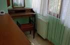 Proprietar inchiriez apartament 3 camere in Drumul Taberei. 2 min de metrou. Etaj 1. Chirie 500 Euro - 1