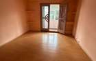 Apartament cu 3 camere in zona Bicaz - 2