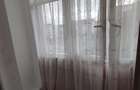Proprietar inchiriez apartament cu 3 camere