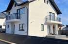 Casă cu 4 camere cu Teren 400 Mp în Central - 2