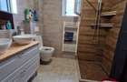 Inchiriez apartament cu 3 camere, bloc nou