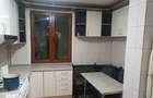 Inchiriez apartament 3 camere la 15 min de metrou Piata Sudului - 1