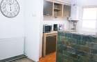 Persoana fizica,  Cameră disponibilă, într-un apartament , zona Dacia. Doar pent - 5