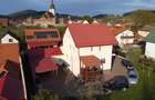 Propietar-Casă+ Pensiune cu 2 corpuri de clădire.Brașov-  Sânpetru Central