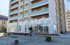 Spatiu Comercial de inchiriat cu 8 locuri de parcare - Vitrina 13 m - 3