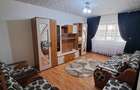 Apartament de inchiriat, 2 camere,etaj 1 - 8