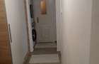 Poarta 6, 3 camere decomandate etajul 1. - 2