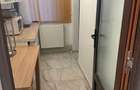Inchiriez apartament cu doua camere decomandat Targu Jiu