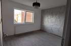 Proprietar vand apartament 3 camere decomandat - 2