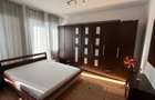 De inchiriat apartament cochet cu 3 camere, zona centrala cu parcare