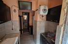 Garsoniera de vanzare 30 mp-parter-Municipiul Brad-24000 negociabil nr de tel( )