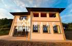 Casa 5 camere de vanzare | Vlade?ti, Ramnicu Valcea | 239 mp