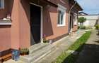 Casa primitoare cu 4 camere si 2 bai in Targoviste Renovata, izolata,cu posibilitatea de extindere a constructiei,teren 400 mp, zona foarte linistit - 1