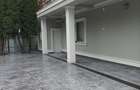 Casa cu garaj ?i mansarda, 6 camere, curte - 11