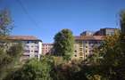 Vand apartament cu 3 camere in Govandari, Resita 69 mp, vedere spre Barzava, zona linistita